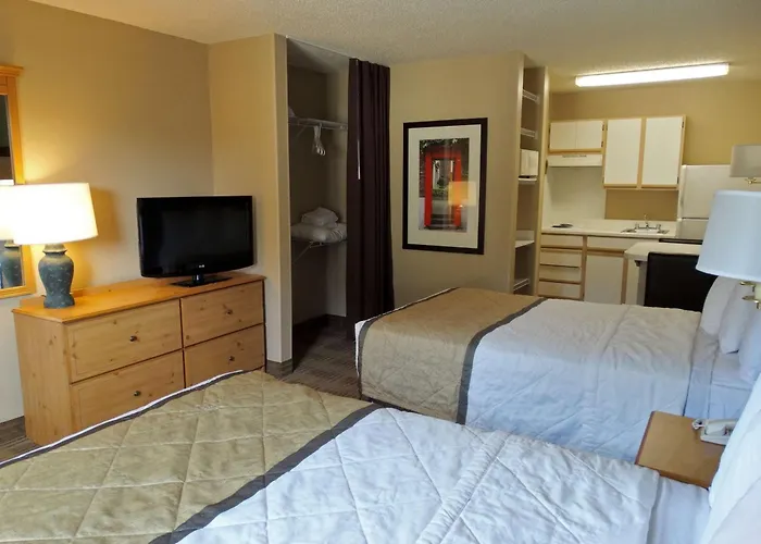 Family Hotel: Extended Stay America Select Suites - Durham - University - Ivy Creek Blvd